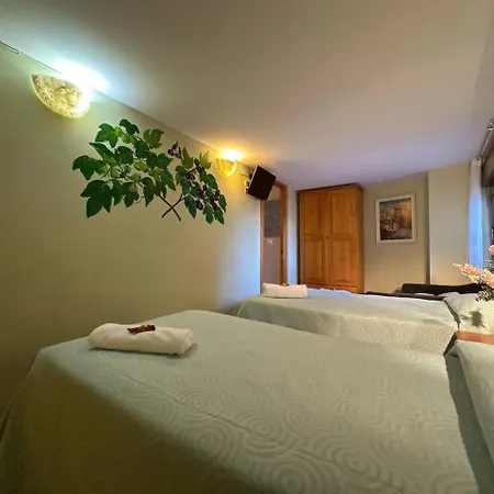 Entrefrutales - Entre Arboles Y Aromas Vakantiehuis La Viluena